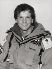 Dr Mike Stroud