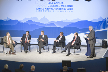 Nik Gowing at IATA 2007