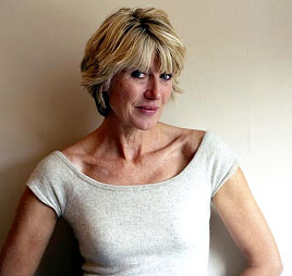  Selina Scott