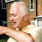  Tony Robinson